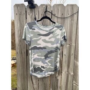 American Eagle Seriously Soft Crew Camo T-Shirt Green Grey Short Sleeve Small